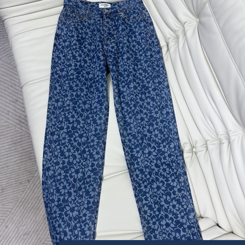 Ch*el jeans
